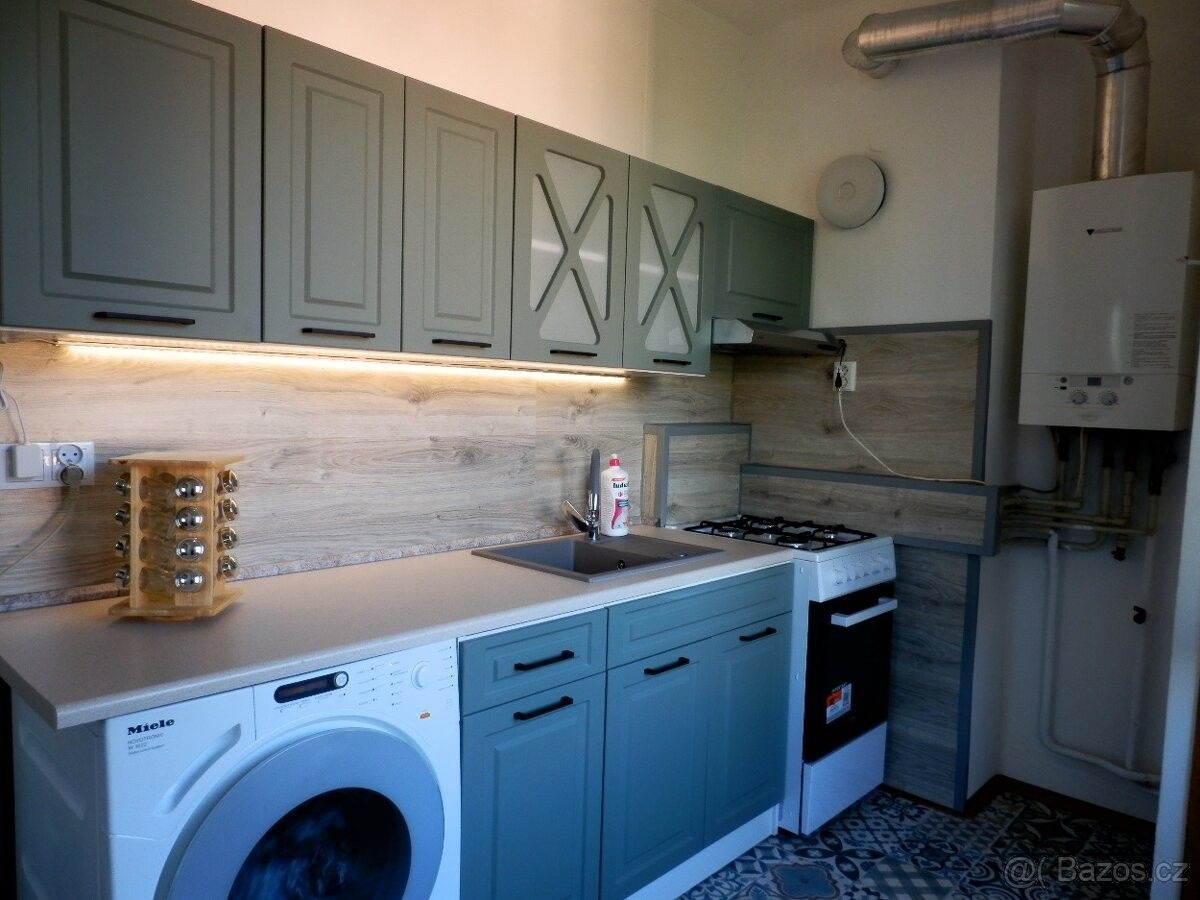 Byty, Lomnice nad Popelkou, 512 51