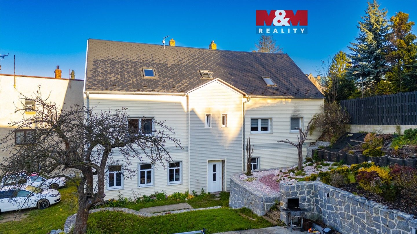 Rodinné domy, Okružní, Rumburk, 328 m²