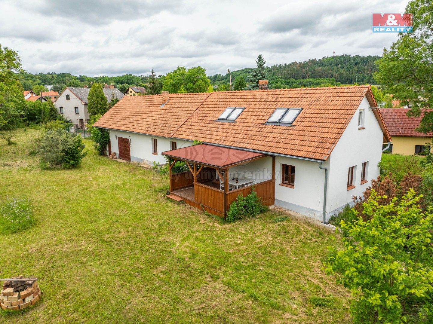 Prodej rodinný dům - Buš, 136 m²