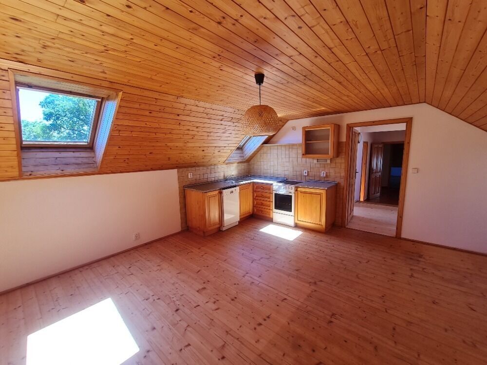 Ostatní, Stajka, Hatín, 141 m²