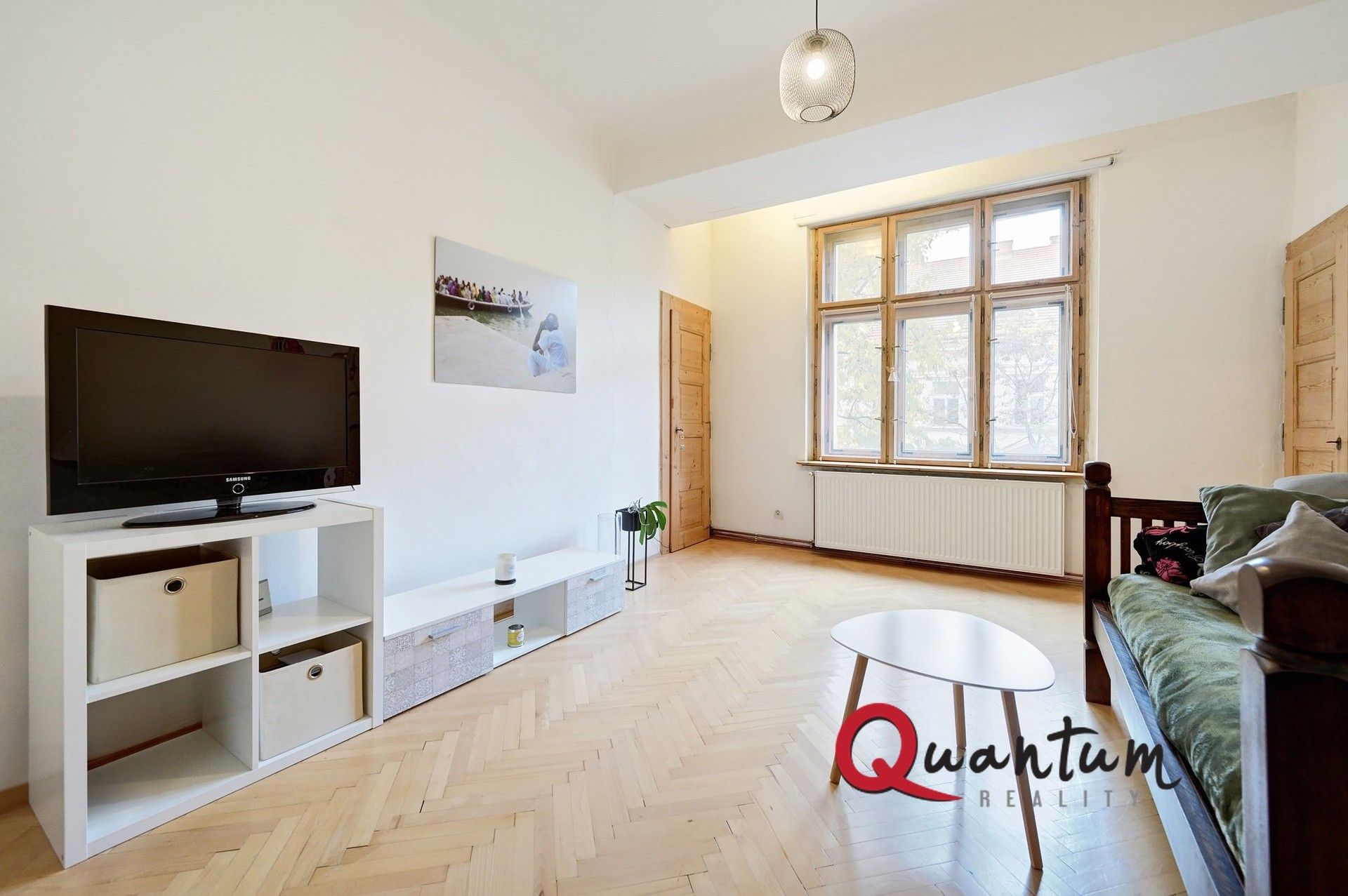 3+kk, Korunní, Praha, 84 m²