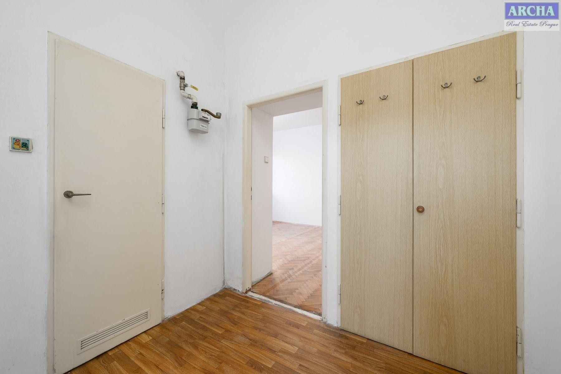 Prodej byt 2+1 - Jaurisova, Praha, 62 m²