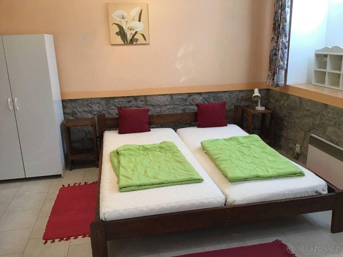 Byty, Karlovy Vary, 360 01