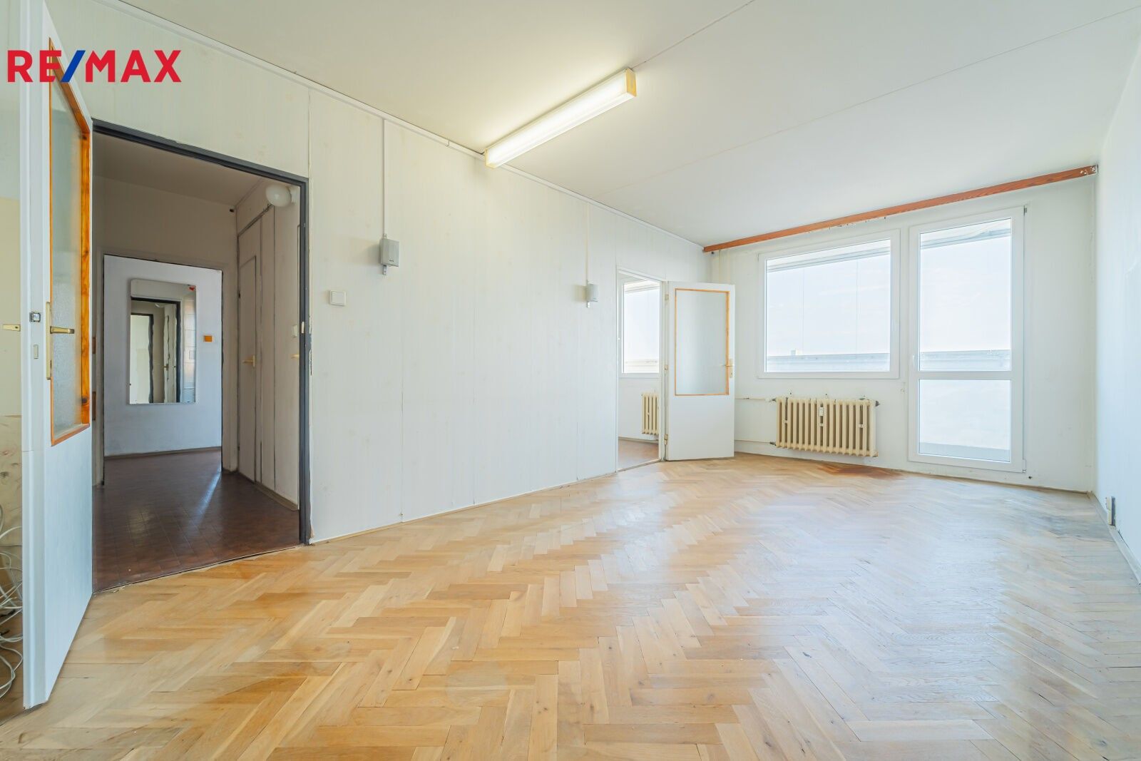 Prodej byt 3+1 - Průběžná, Praha, 67 m²