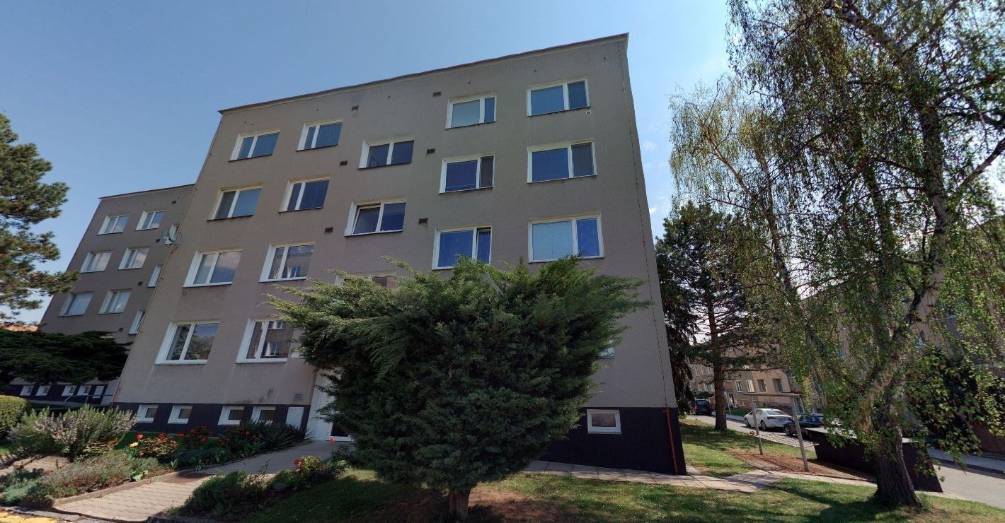 4+1, Pod koupalištěm, Kosmonosy, 99 m²