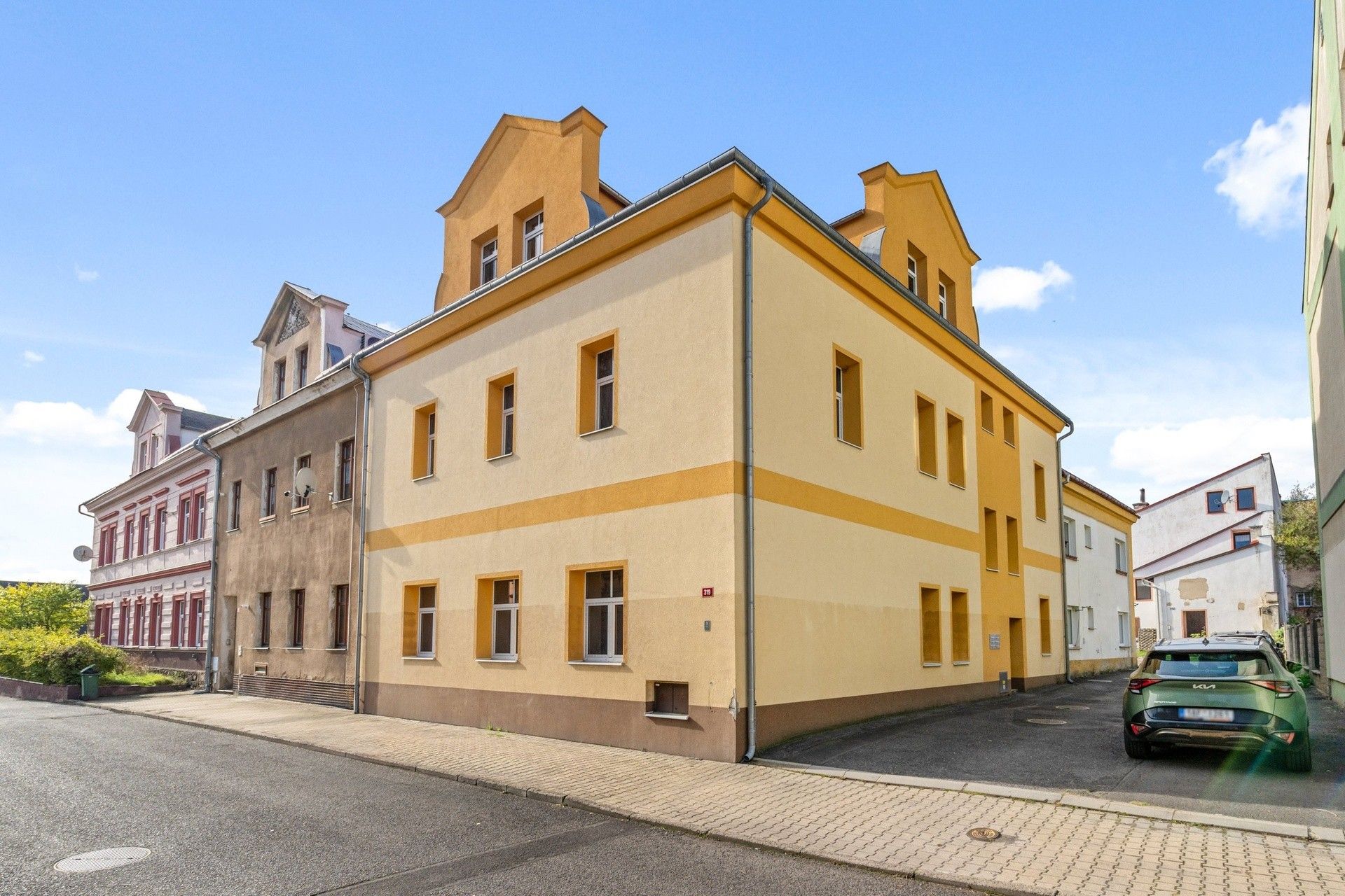 Rodinné domy, K. H. Borovského, Osek, 452 m²