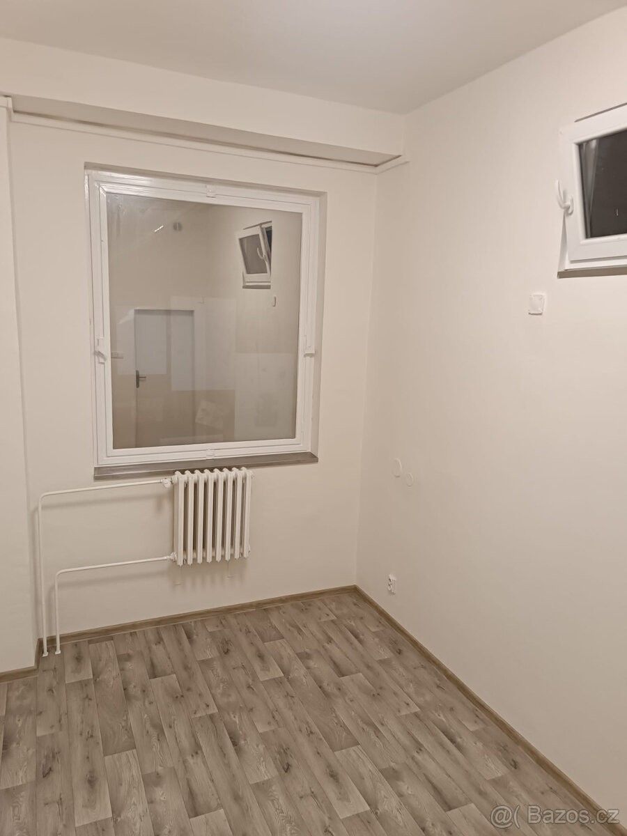 Pronájem kancelář - Mělník, 276 01, 8 m²