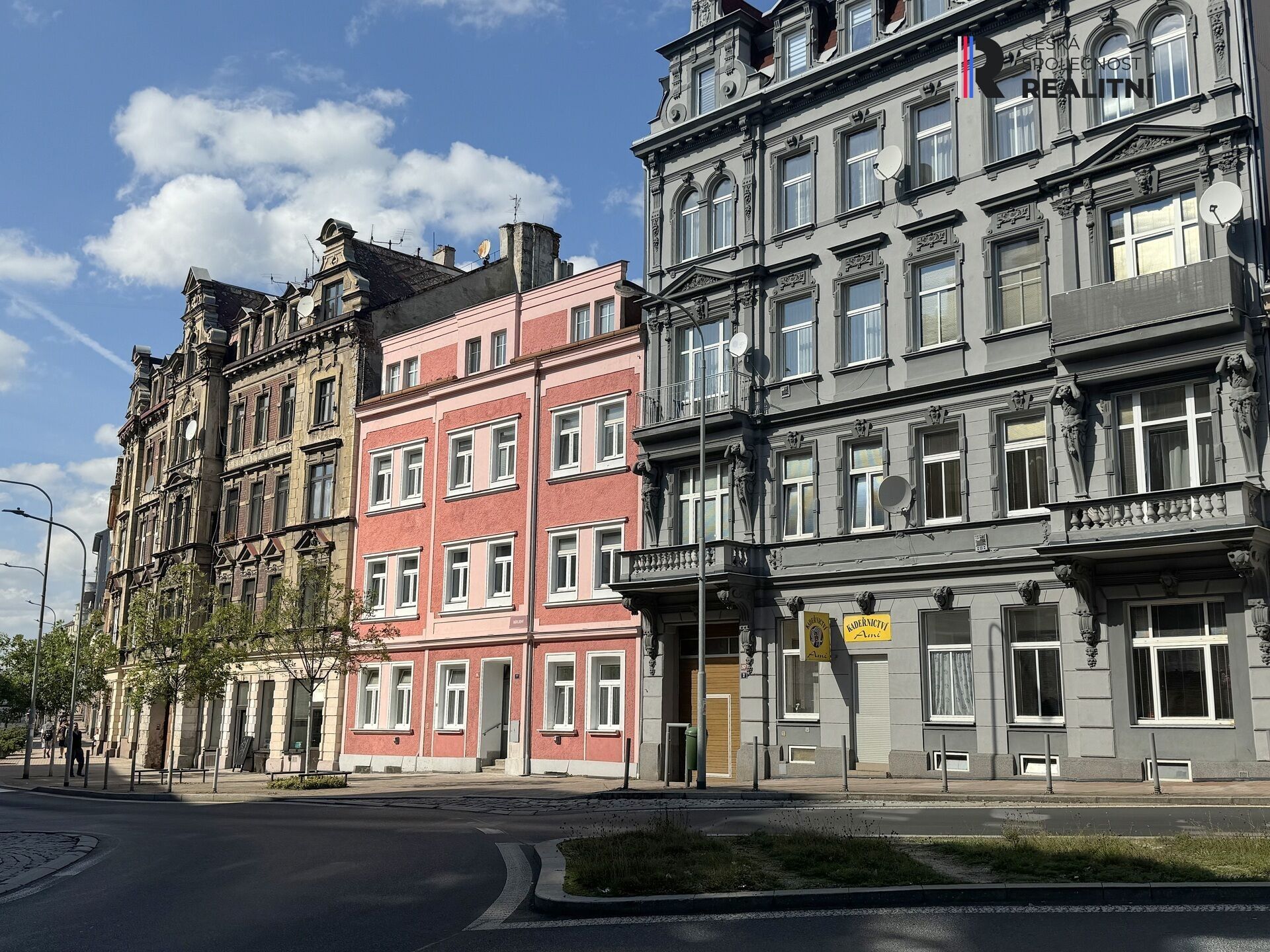 Pronájem byt 3+kk - Nákladní, Karlovy Vary, 72 m²