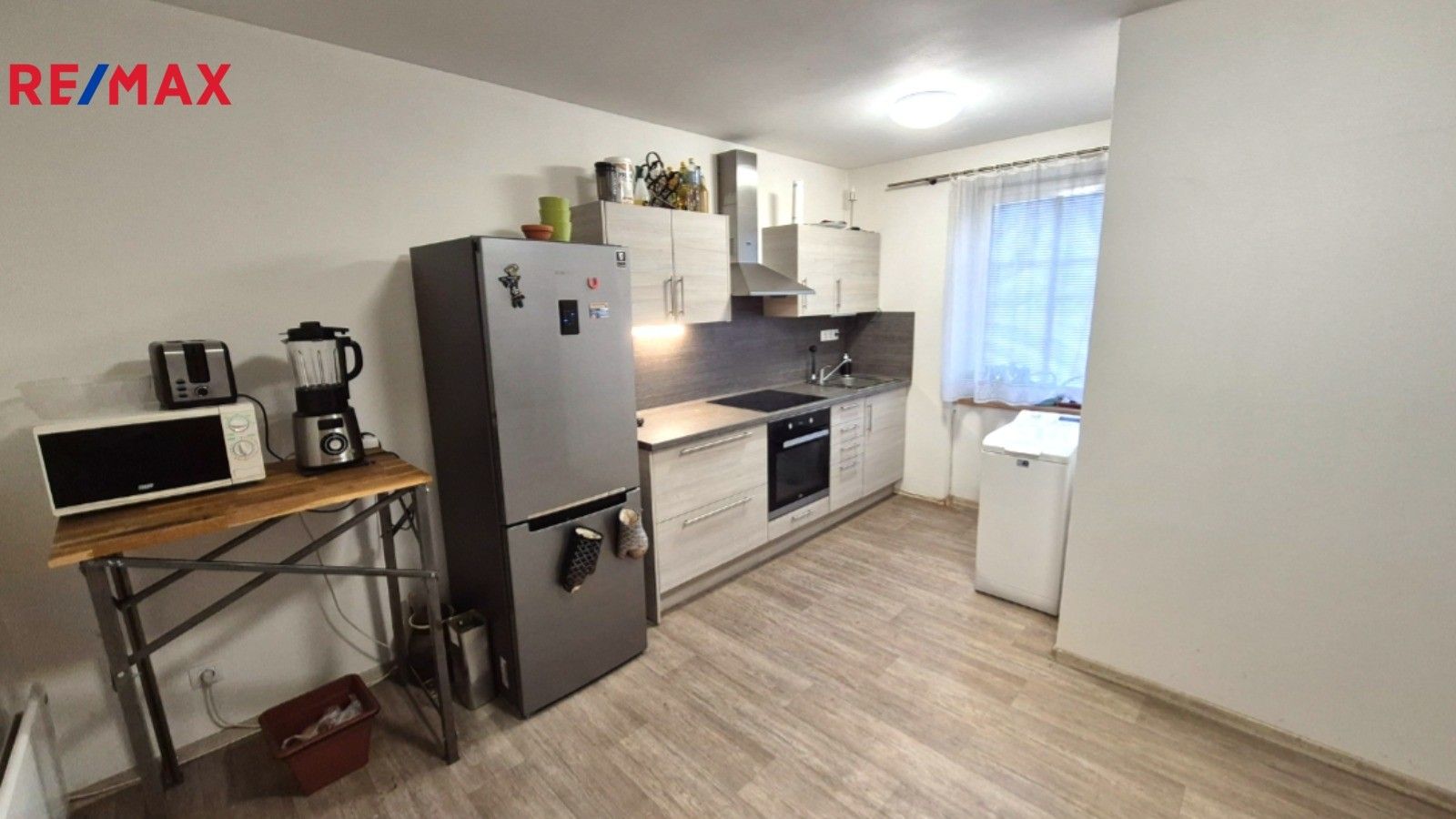 2+kk, Pražská, Loděnice, 44 m²