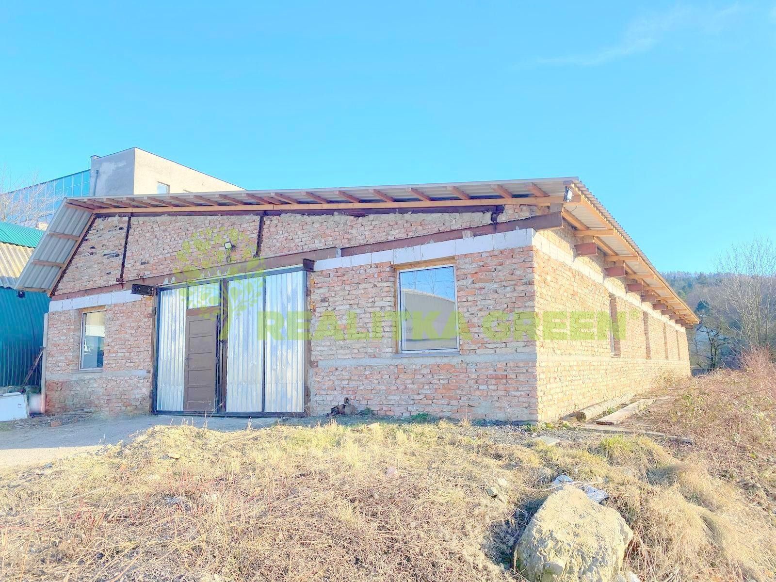 Sklady, Podlesí, Valašské Meziříčí, 376 m²