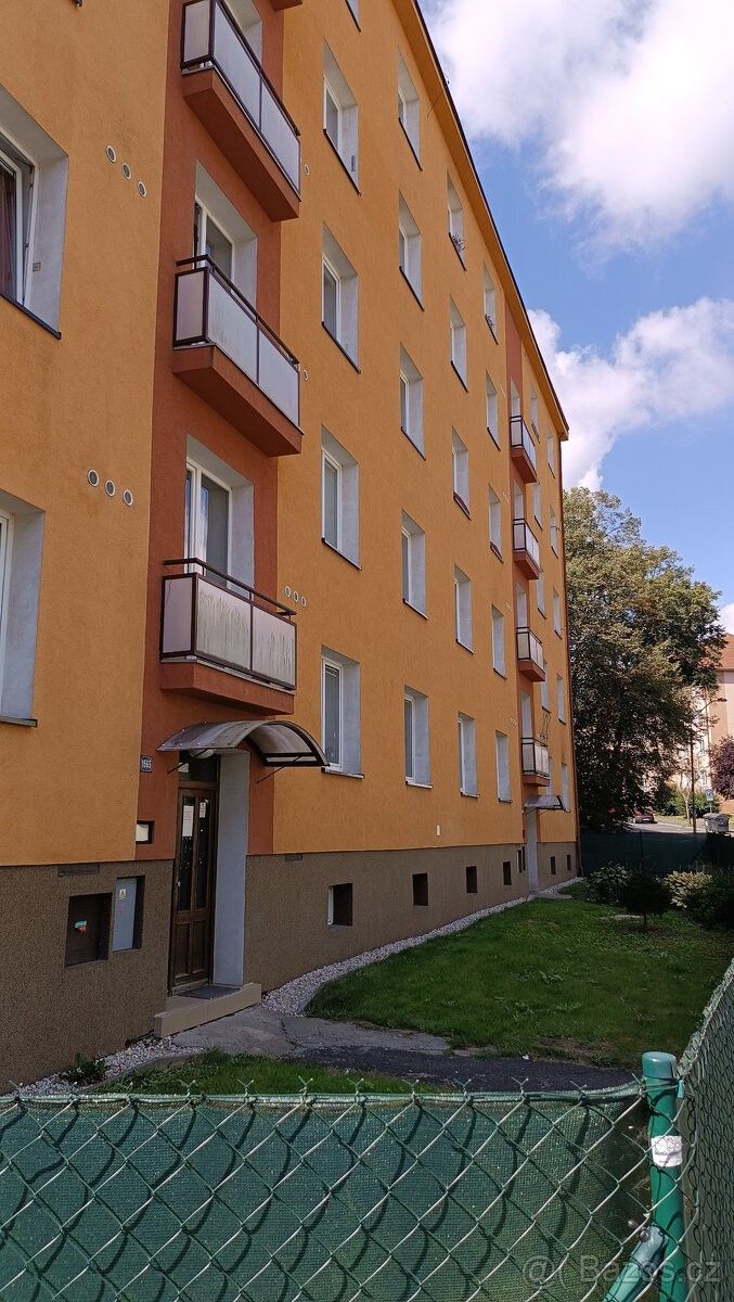 2+1, Sokolov, 356 01, 53 m²