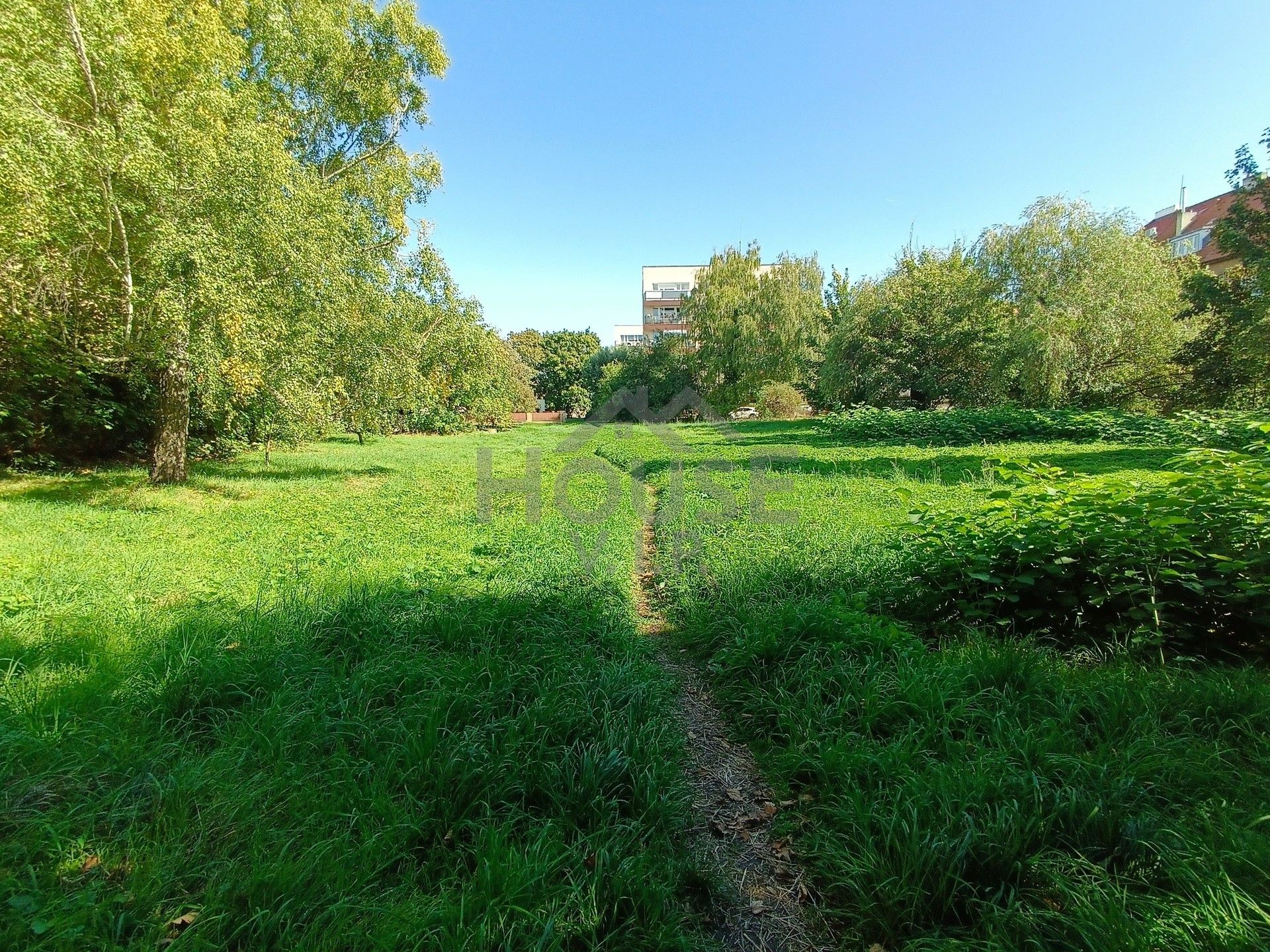 Pozemky pro bydlení, U dejvického rybníčku, Praha