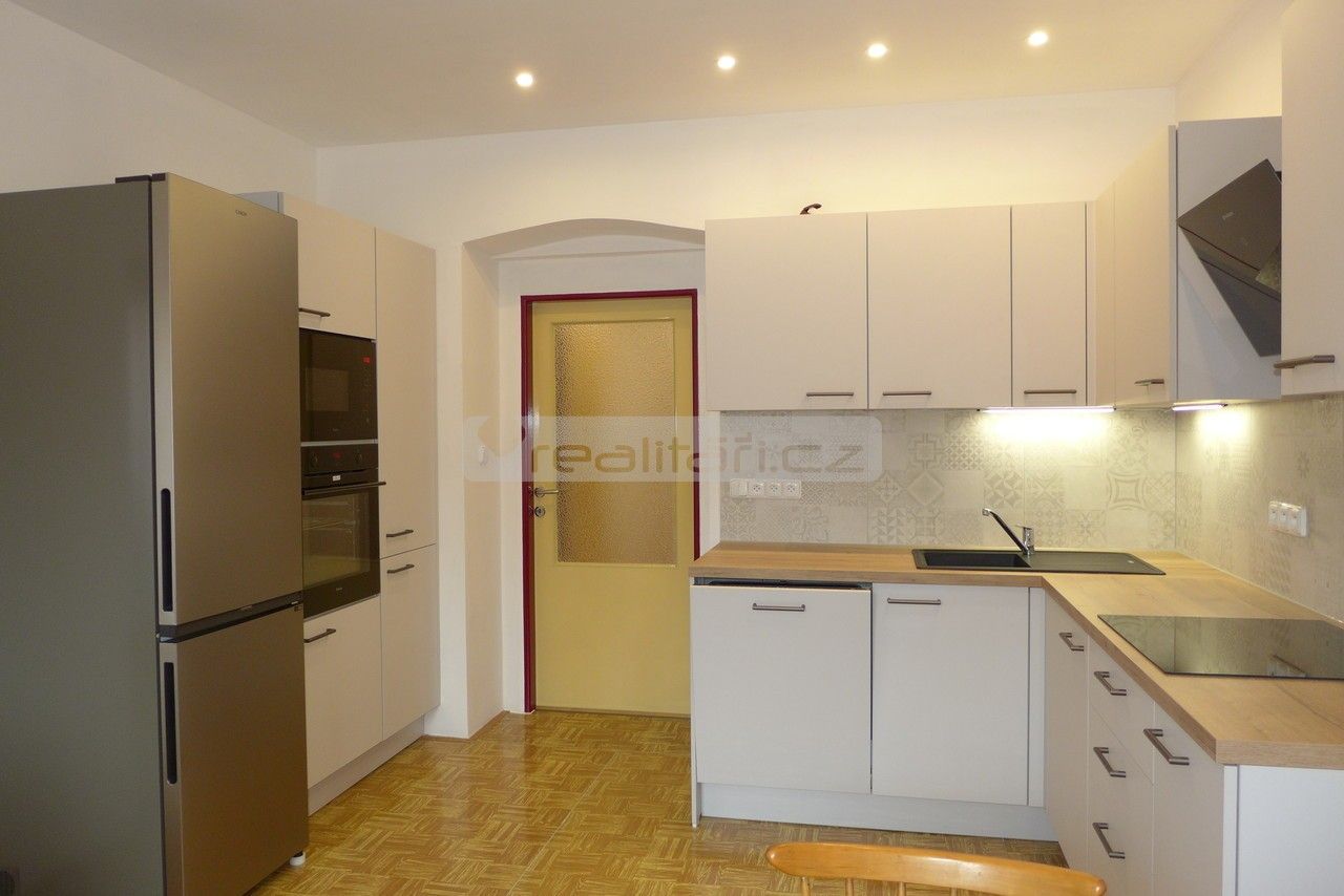 2+kk, Kollárova, Plzeň, 62 m²