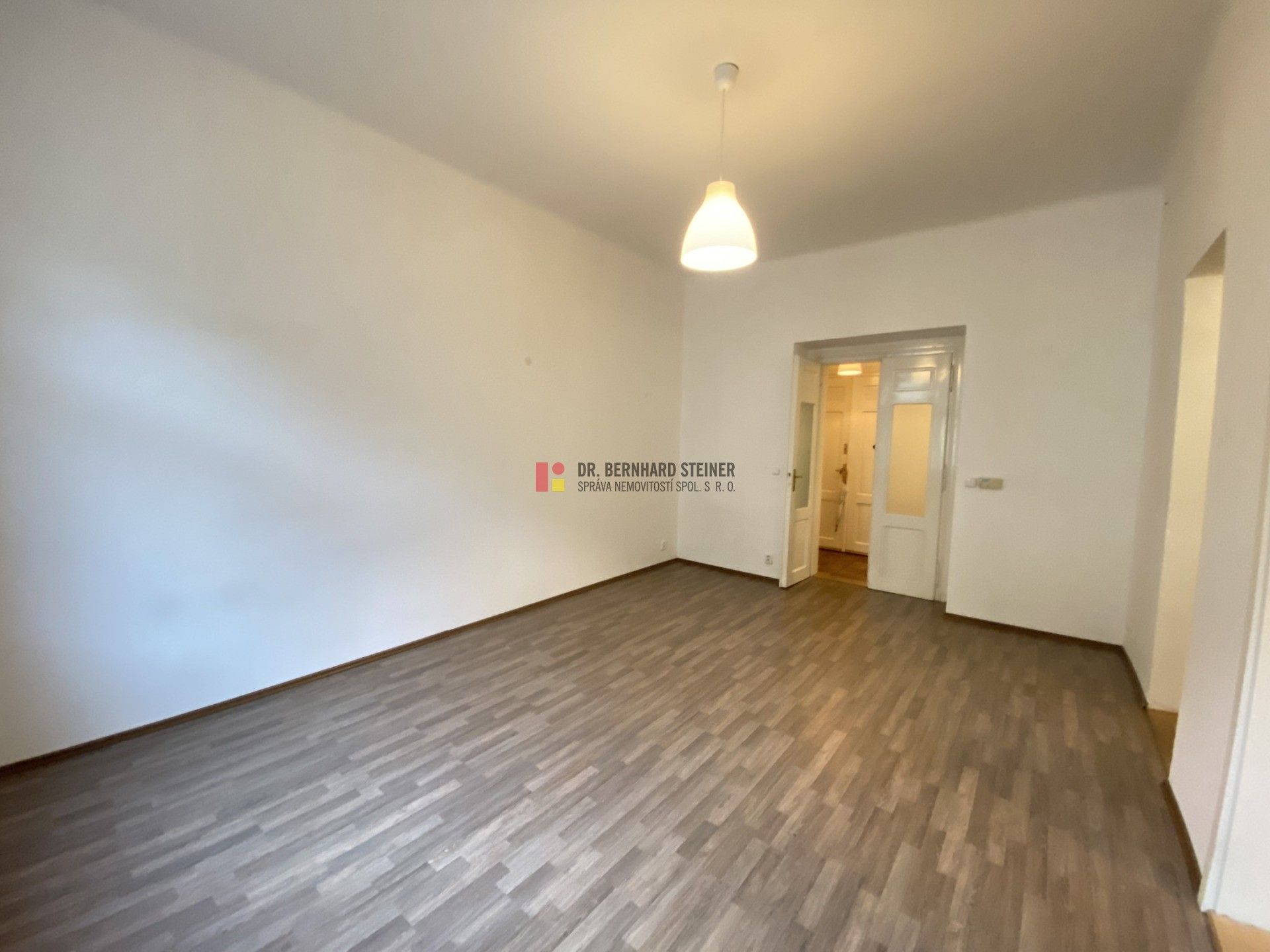 Pronájem byt 2+1 - Orelská, Praha, 55 m²