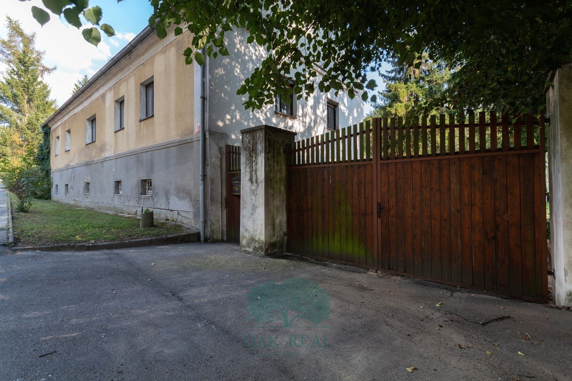 Zemědělské usedlosti, K Uhříněvsi, Praha, 160 m²