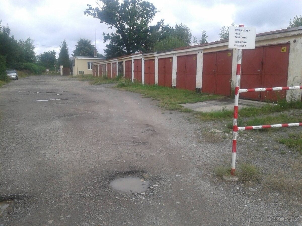 Garáže, Tábor, 390 02