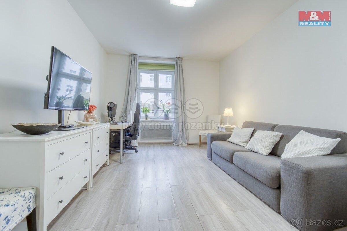 2+kk, Praha, 130 00, 44 m²