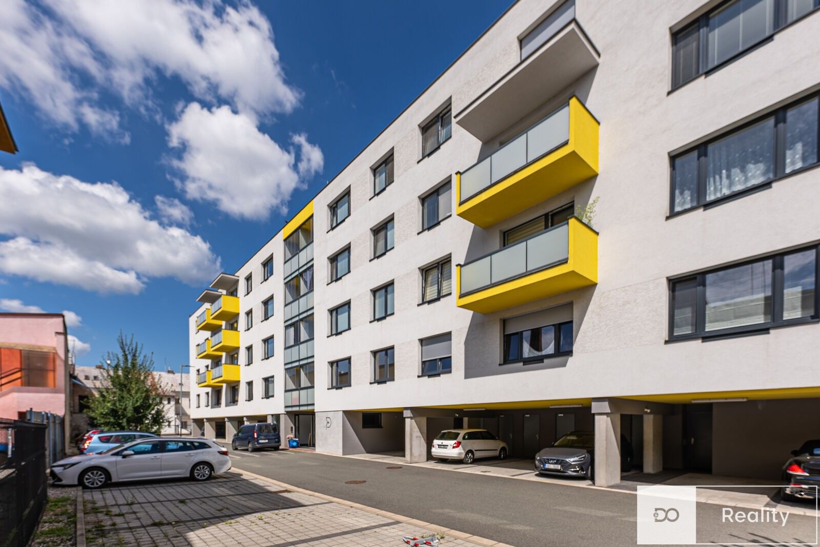 2+kk, Bratranců Veverkových, Pardubice, 54 m²