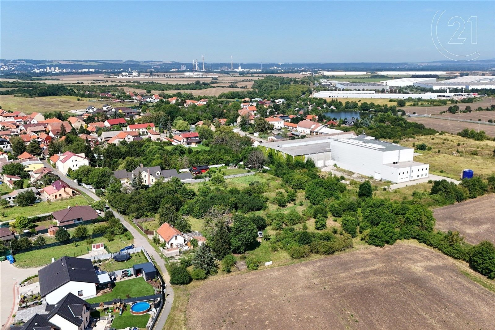 Prodej pozemek pro bydlení - Kozomín, 5 638 m²