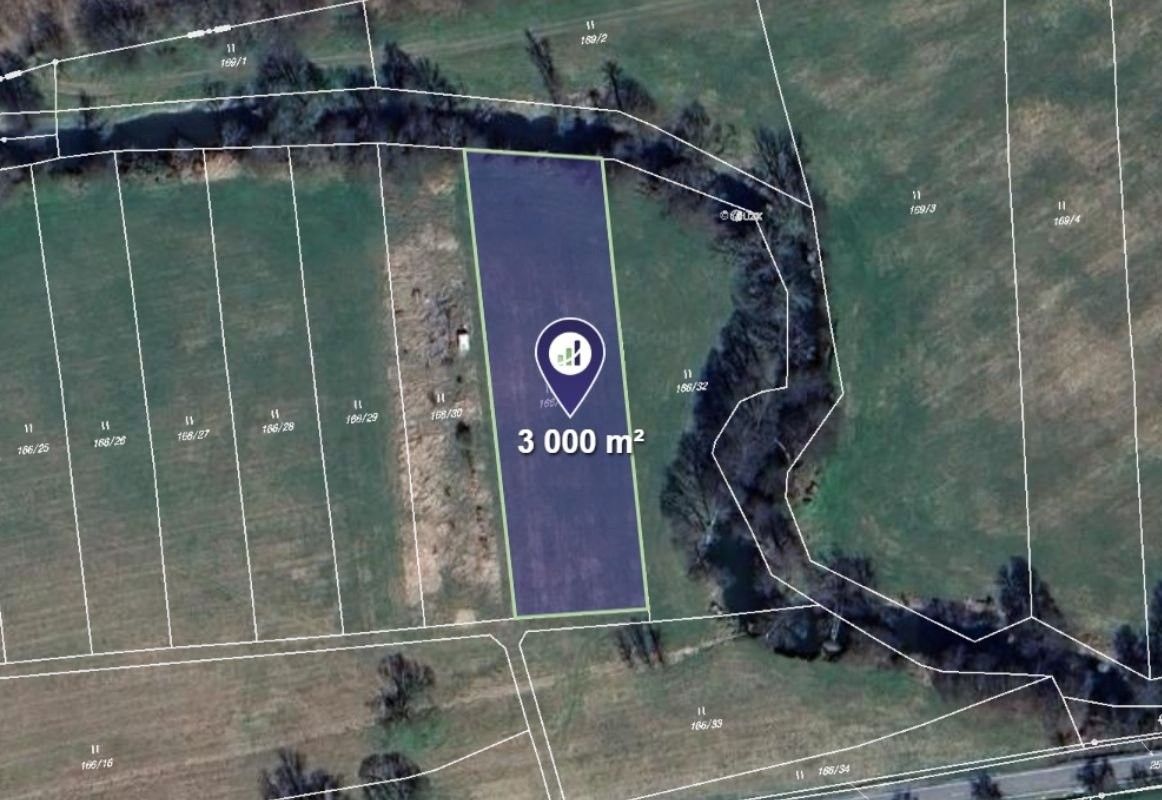 Louky, Bouzov, 3 000 m²