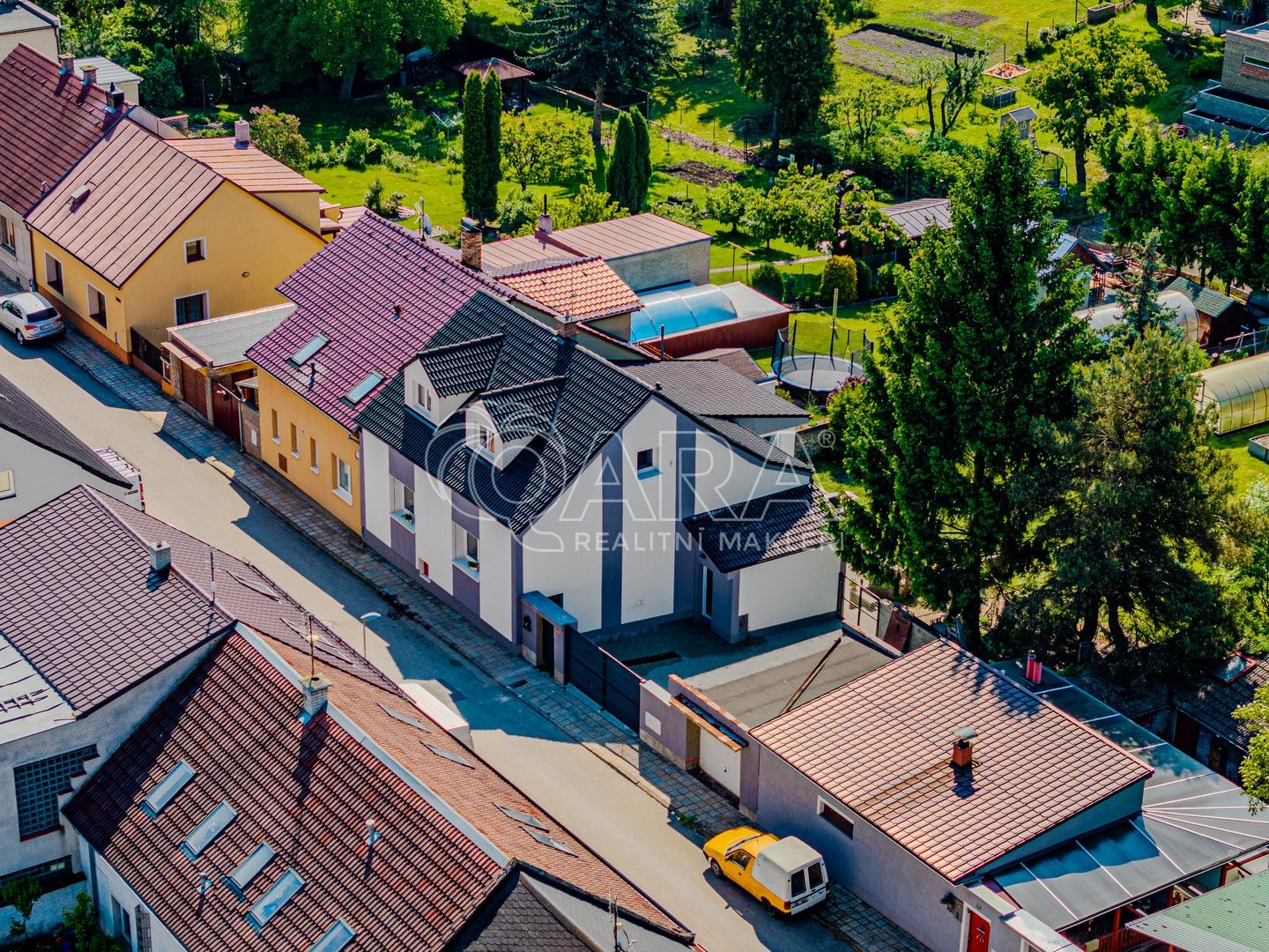 Rodinné domy, Rašínova, Kladno, 194 m²