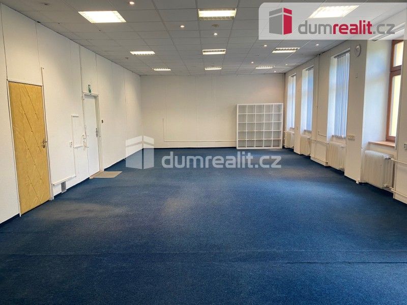 Obchodní prostory, náměstí T. G. Masaryka, Břeclav, 94 m²