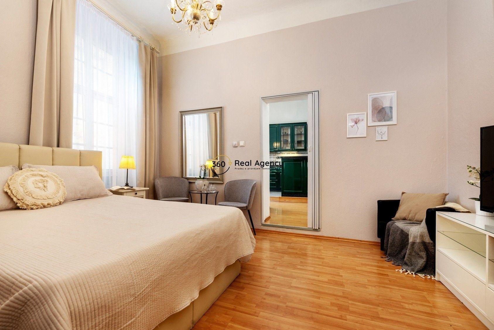 Prodej byt 2+1 - Karoliny Světlé, Praha, 47 m²