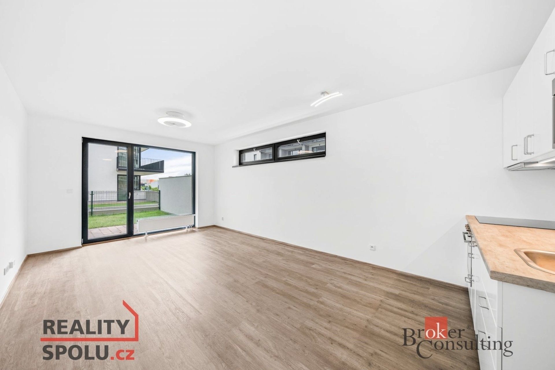 Pronájem byt 1+kk - Goldscheiderova, Plzeň, 37 m²