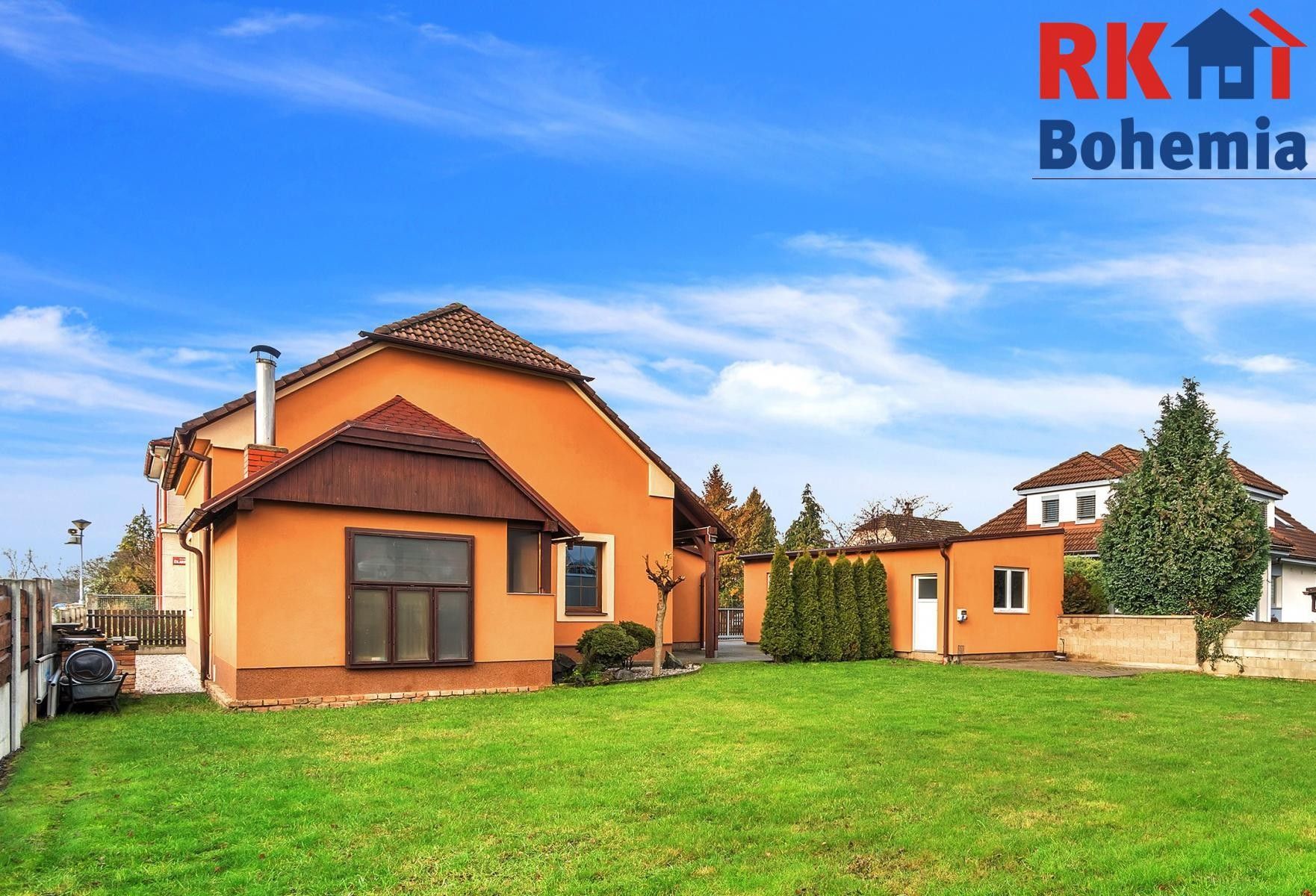 Rodinné domy, Československé armády, Dobrovice, 210 m²