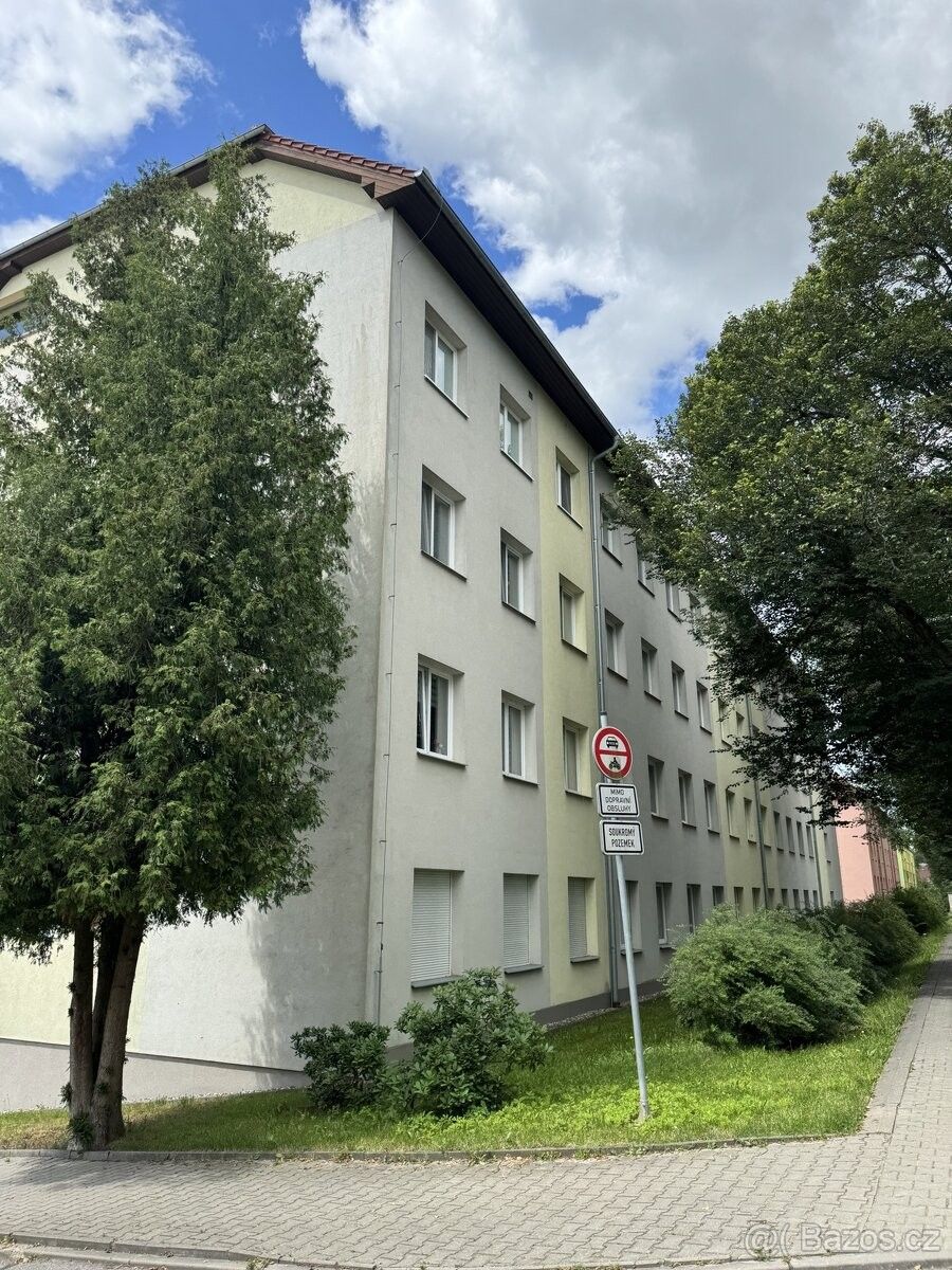 Pronájem byt 4+kk - Velké Meziříčí, 594 01, 94 m²