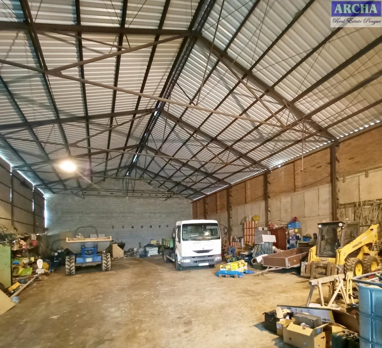 Sklady, Jivina, Beroun, 350 m²