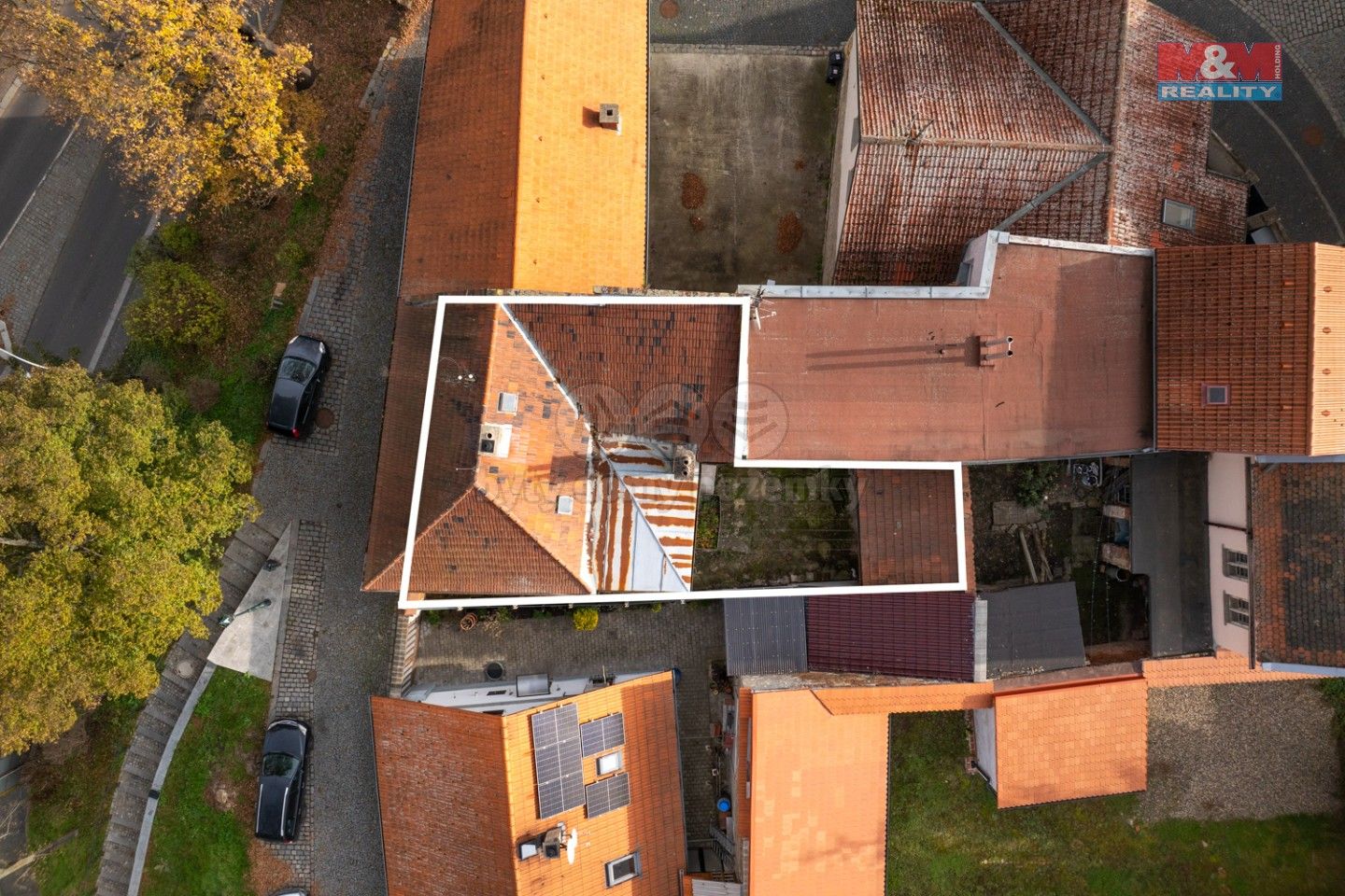 Prodej rodinný dům - Nerudovo náměstí, Žatec, 184 m²