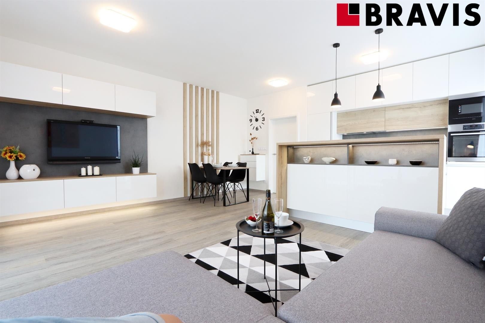 Pronájem byt 2+kk - Kumpoštova, Brno, 99 m²