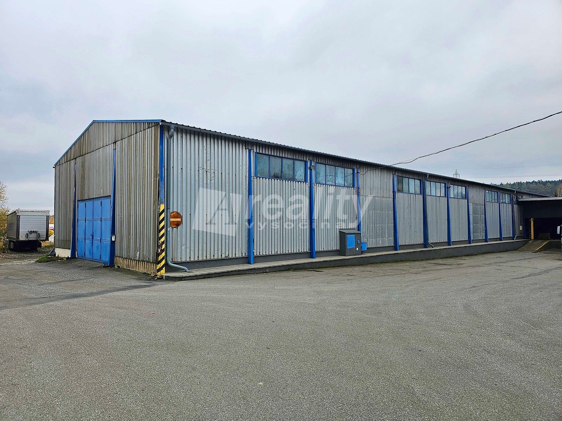 Sklady, Školní, Jihlava, 250 m²