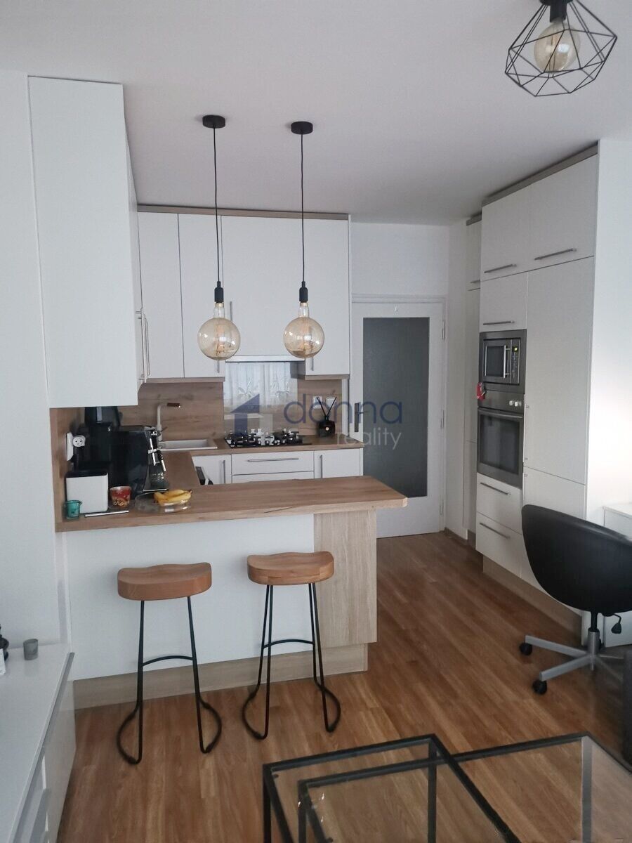 Pronájem byt 2+kk - Patočkova, Praha, 48 m²