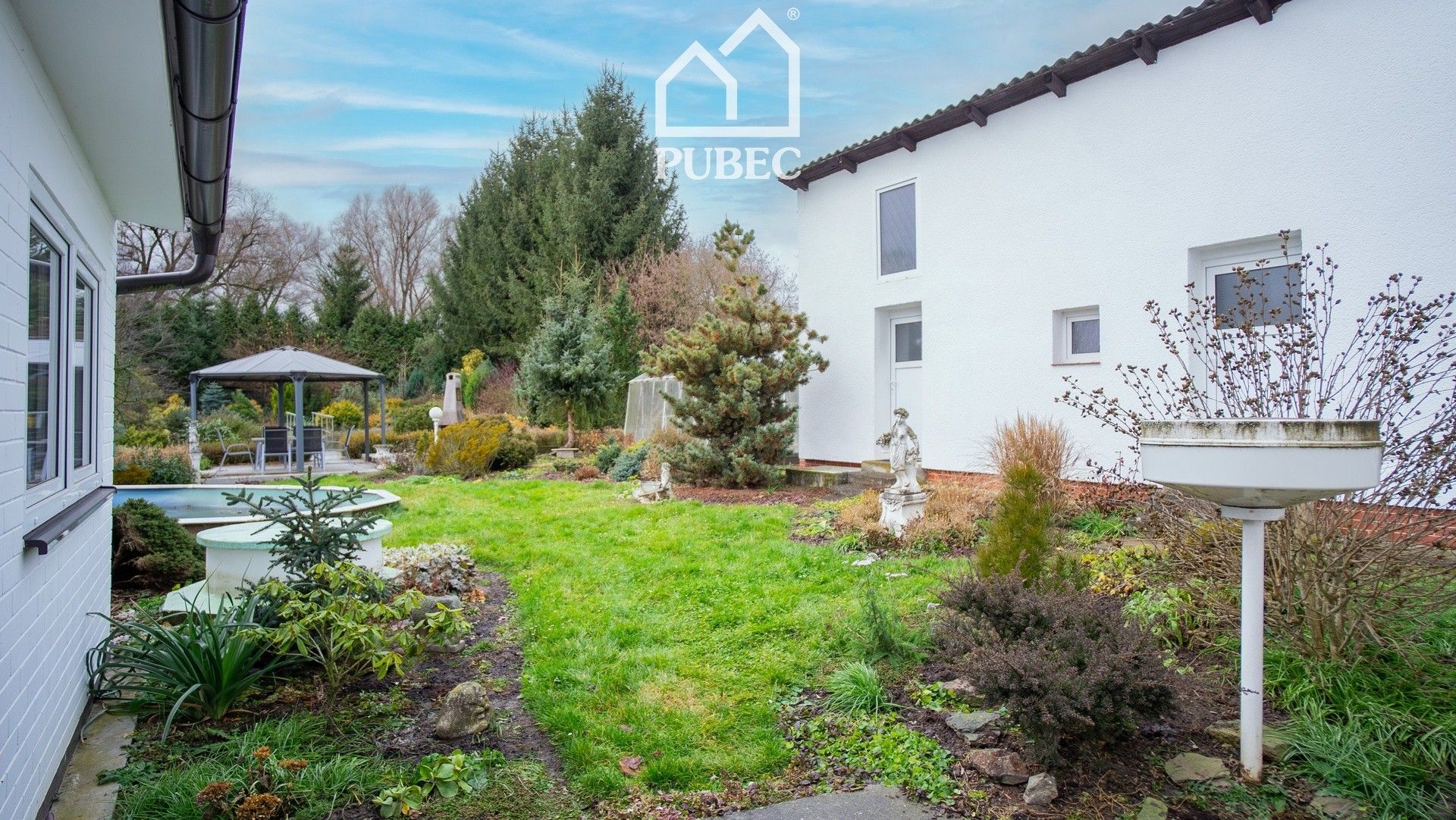 Rodinné domy, Chotíkov, 237 m²