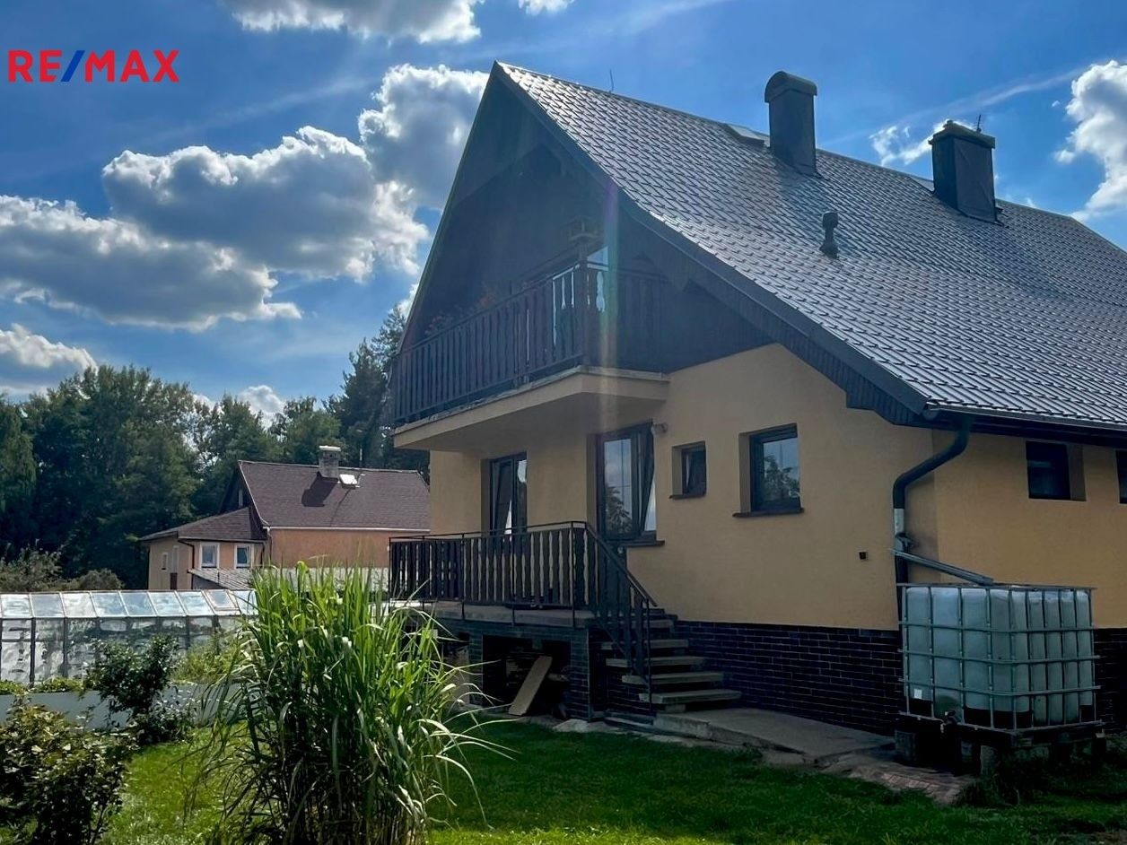 Prodej rodinný dům - Lesov, Sadov, 148 m²