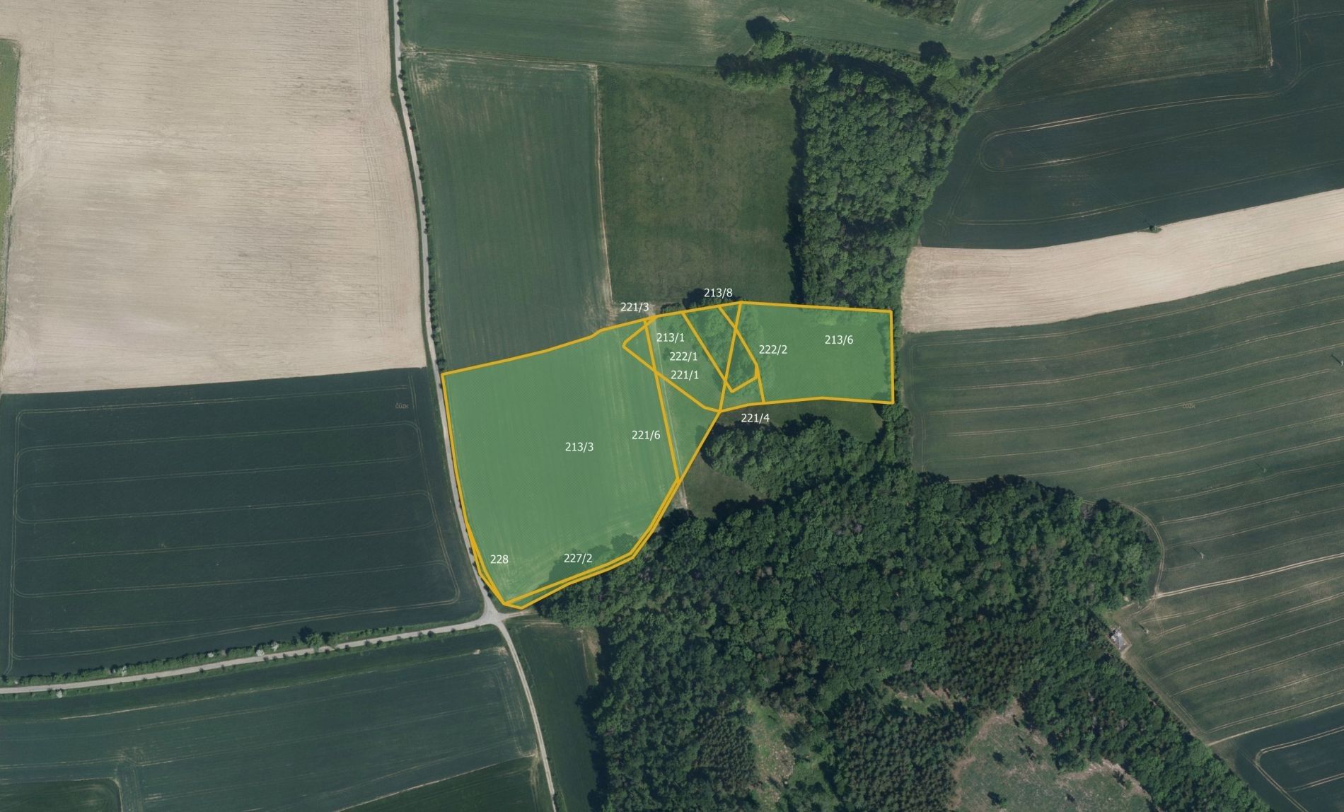 Zemědělské pozemky, Očelice