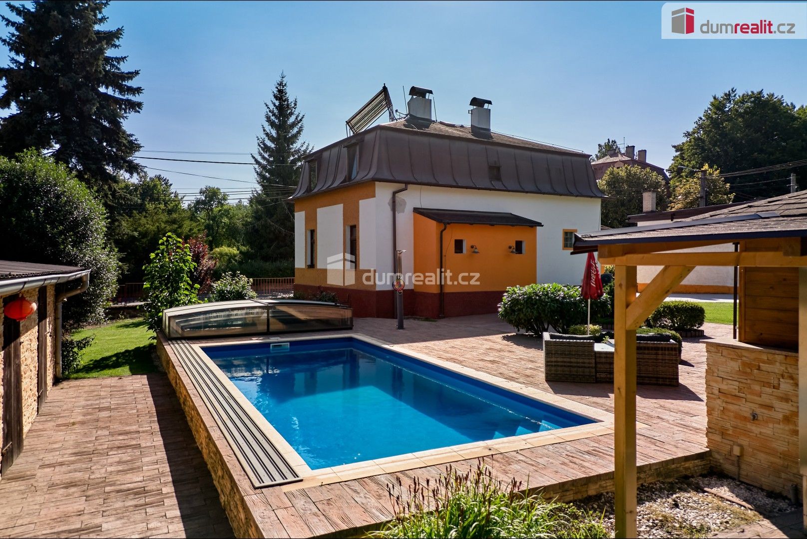 Rodinné domy, Sadov, 372 m²