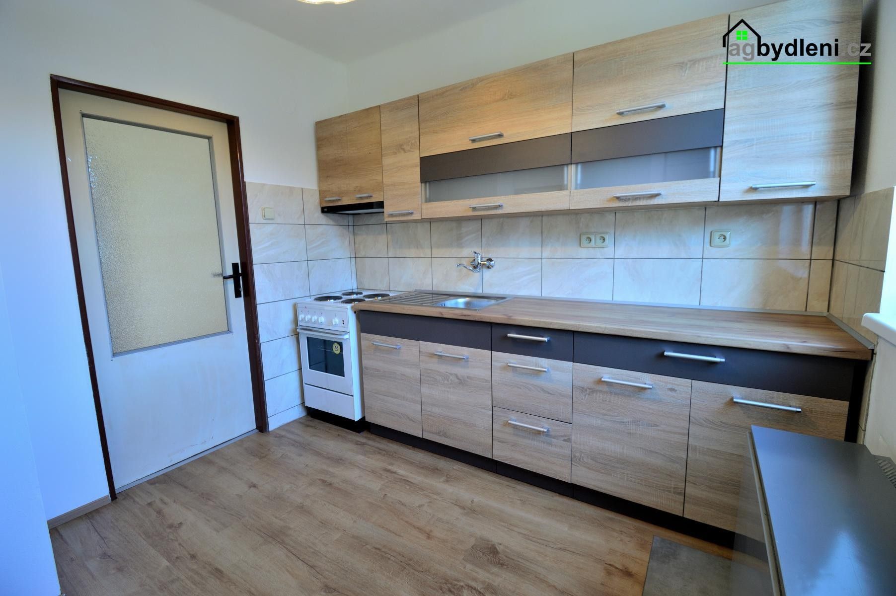 1+1, Nádražní, Nýrsko, 42 m²