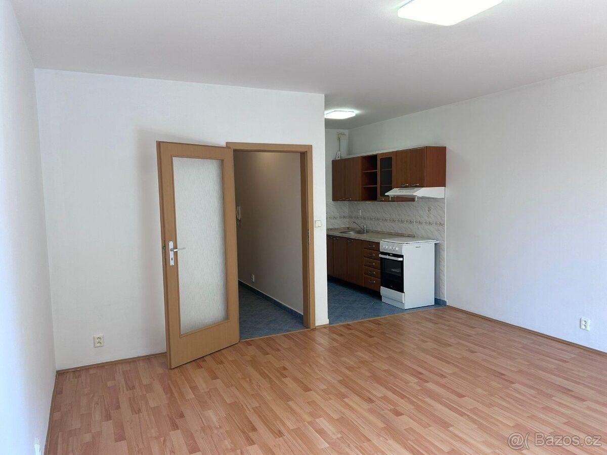 1+kk, Praha, 102 00, 46 m²