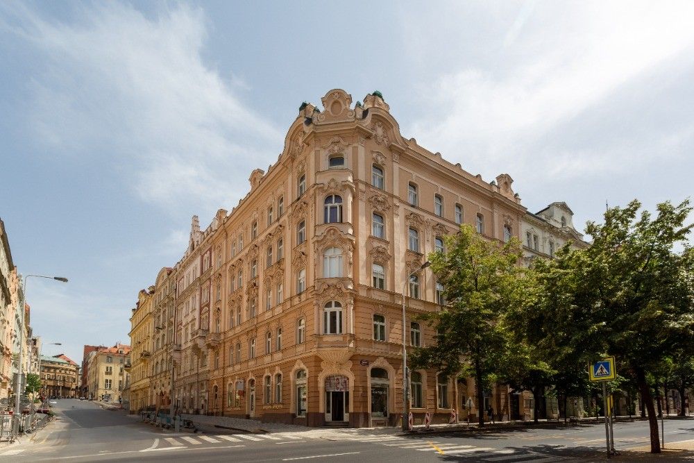 Prodej byt 4+1 - Italská, Praha, 130 m²