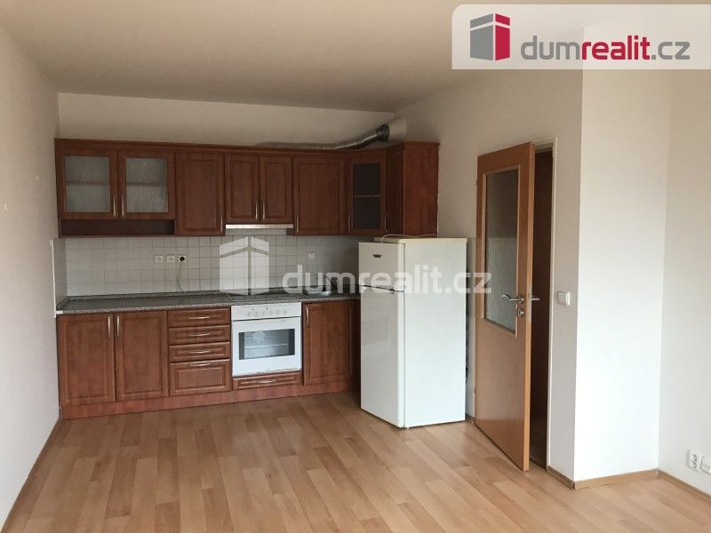 Pronájem byt 2+kk - Ve slatinách, Praha, 45 m²