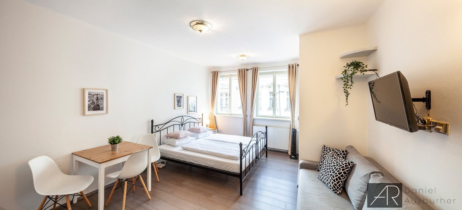 1+kk, Mostecká, Praha, 24 m²