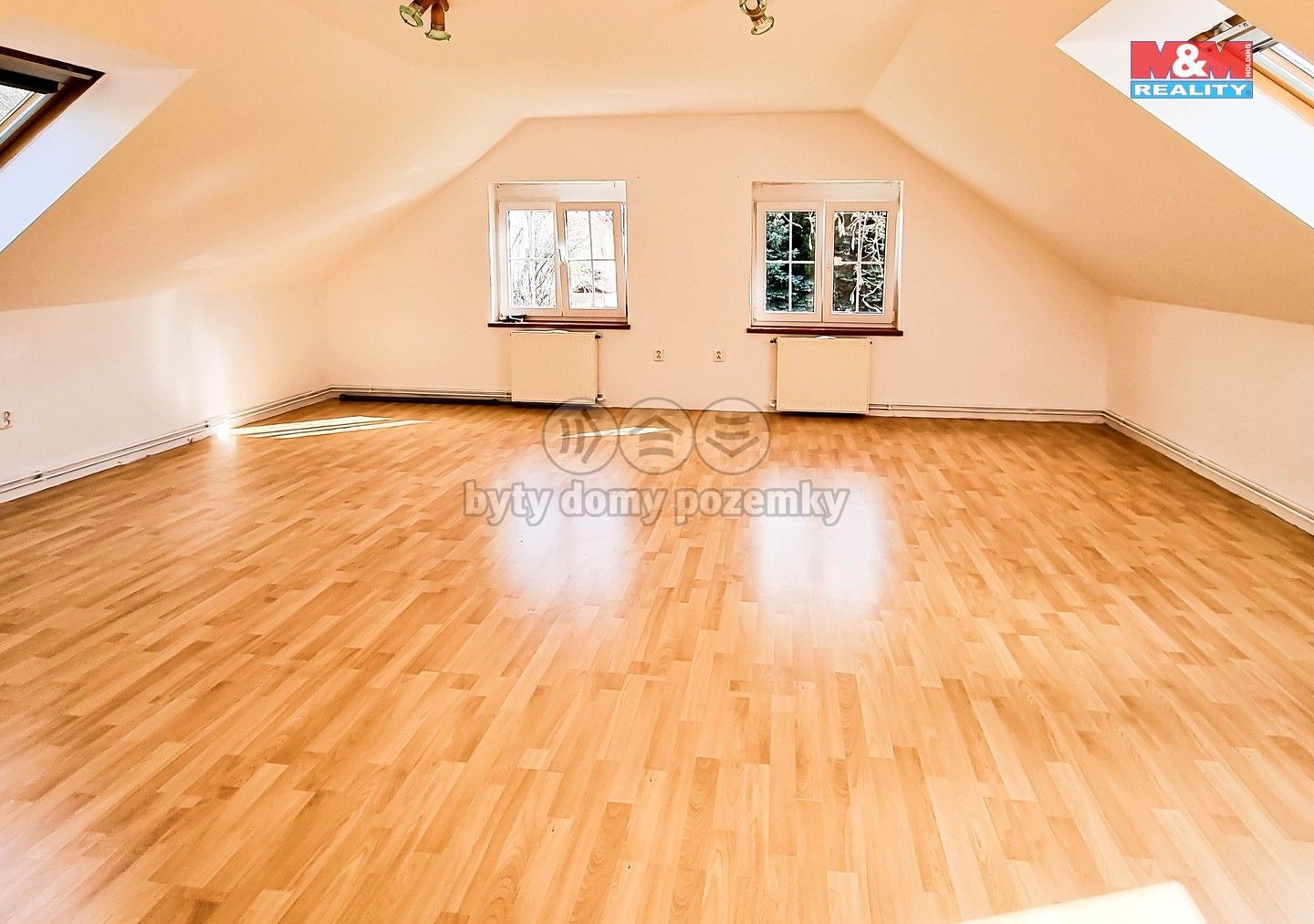 Prodej rodinný dům - Dlouhá, Krupka, 281 m²