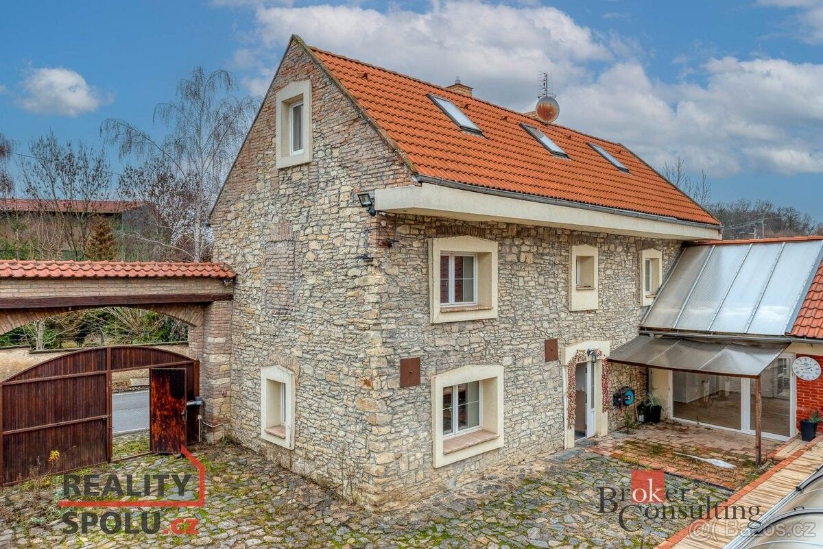 Rodinné domy, Středokluky, 252 68