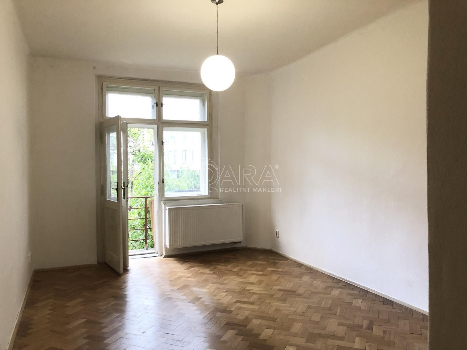 Pronájem byt 2+kk - Kmochova, Praha, 47 m²