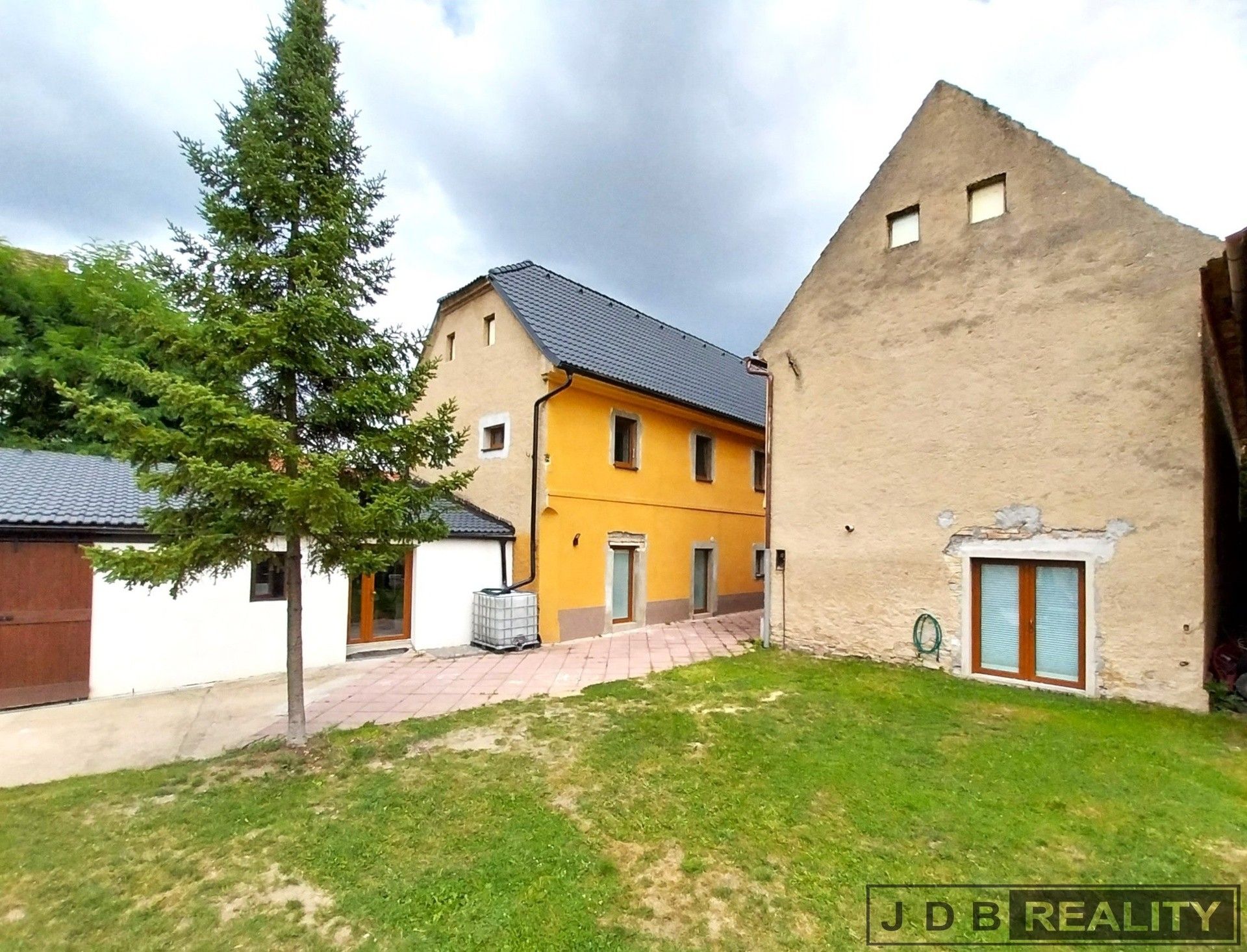 Prodej zemědělská usedlost - Roudnice nad Labem, 350 m²