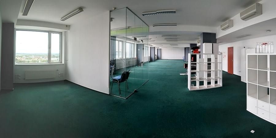 Pronájem kancelář - K pérovně, Praha, 320 m²