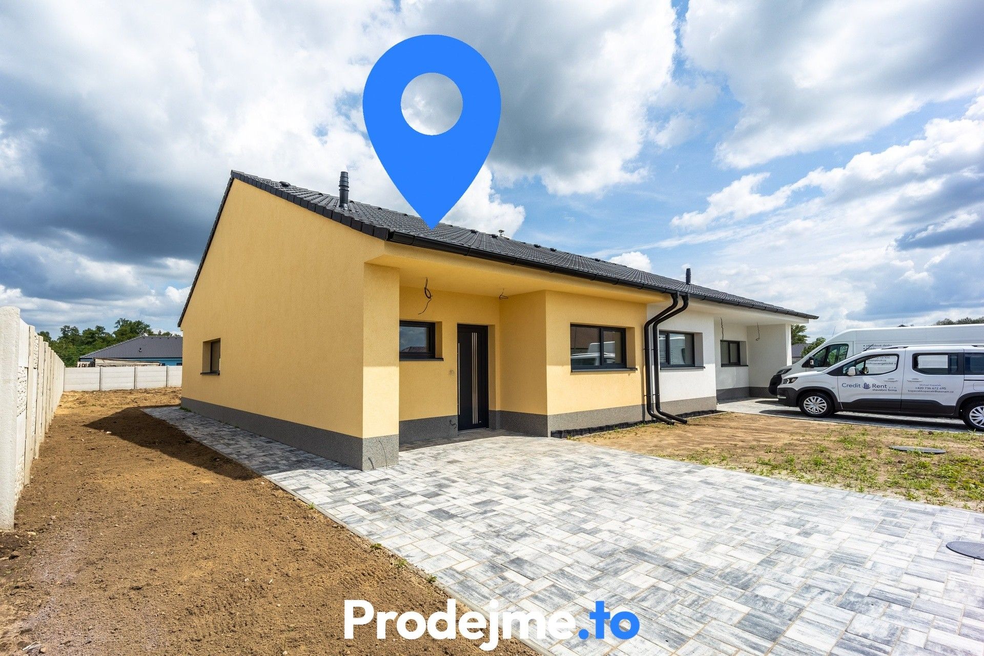 Prodej rodinný dům - Hevlín, 73 m²